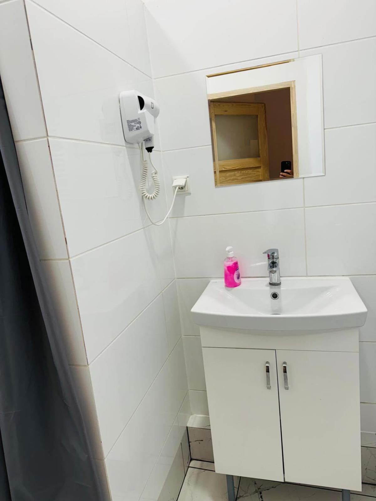 Lilia House Hostel Poznań Kültér fotó